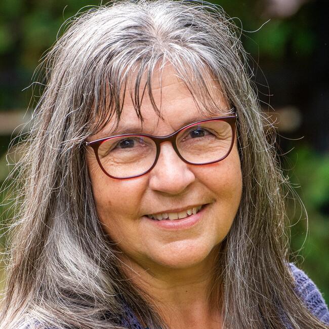 Suzanne Caron
